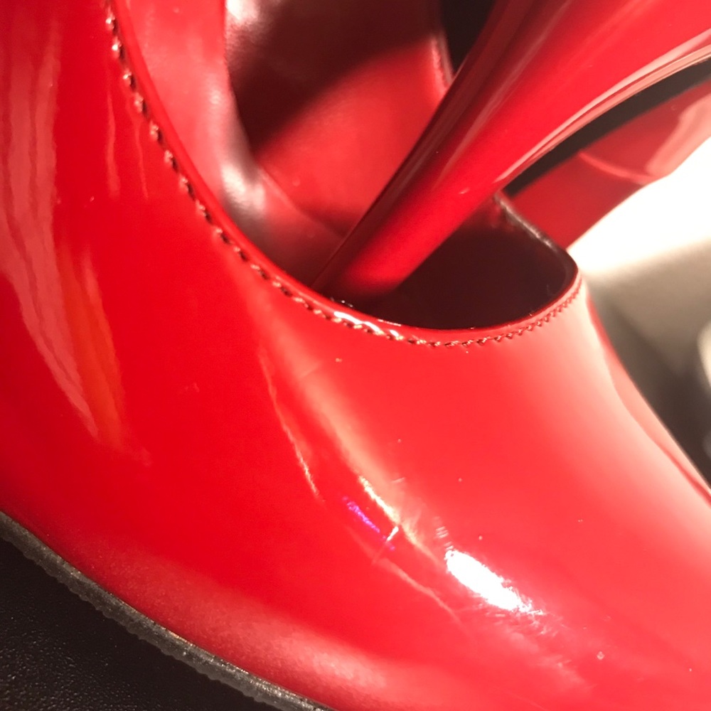 Type Z Heels - Picture 11 of 11